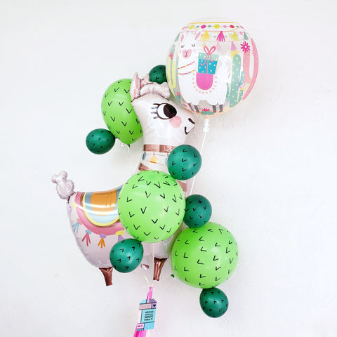 Bouquet "Happy Birthday" Llama & Cactus con helio (Envío CDMX y zonas Edo Mex)