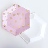 Platos de papel hexágono rosas con manchas doradas GRANDES (10 piezas)